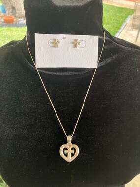 Copied - JAMES AVERY RETIRED 925 LOVE HEART, CROSS NECKLACCE AND EARRING SET